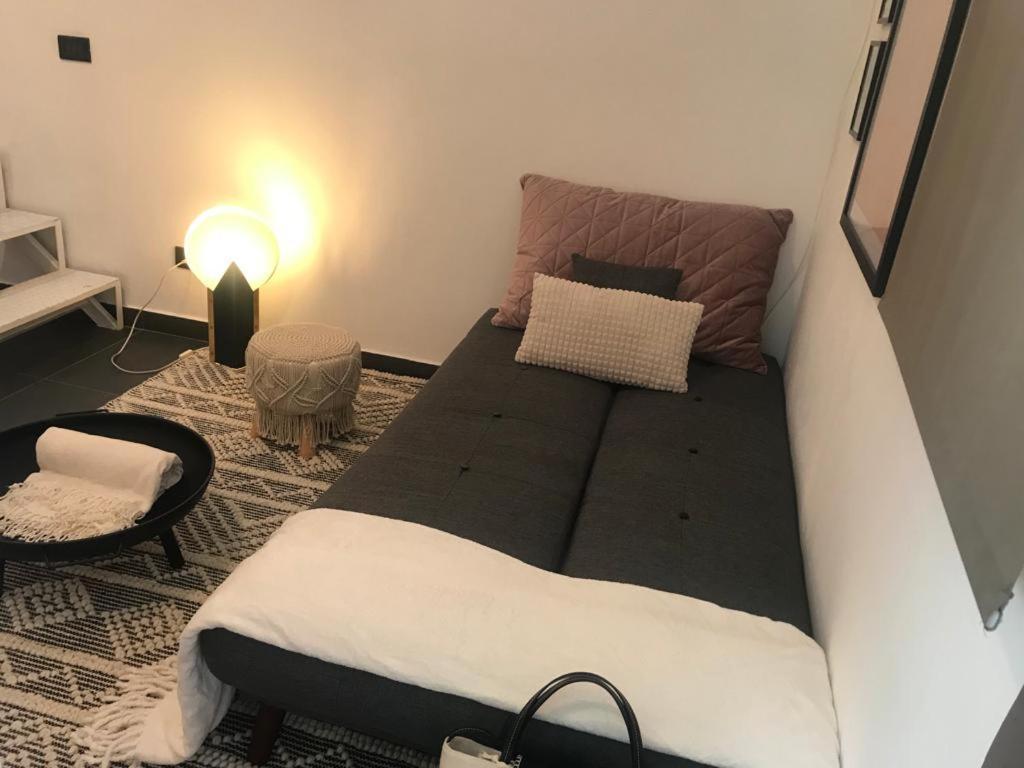 Edu' Apartment Alcamo Bagian luar foto